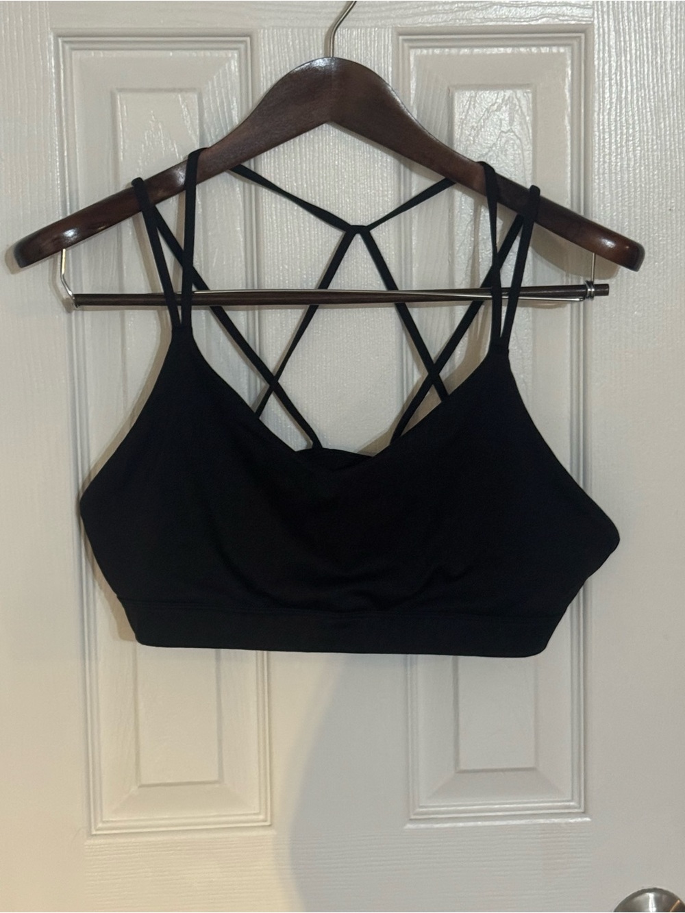 Old Navy Black Crisscross Strappy Sports Bralette